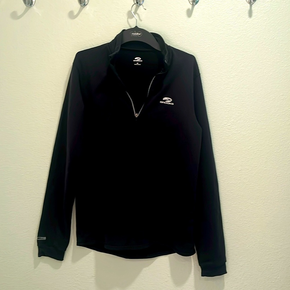 Brooks Quarter Zip- Size M